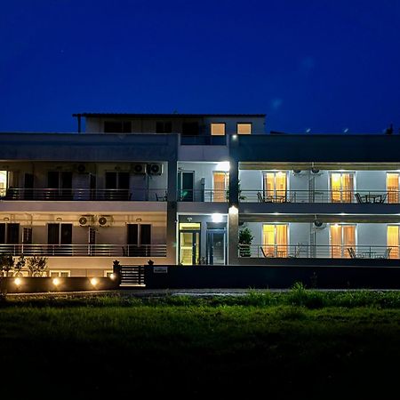 Alf Apartments & Lofts ليبتوكاريا المظهر الخارجي الصورة